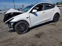 5YJYGAEE4MF260675 2021 TESLA MODEL Y