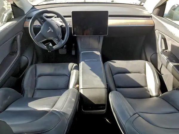 5YJYGAEE4MF269814 2021 TESLA MODEL Y - Image 8