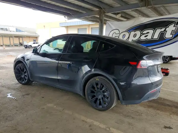 5YJYGAEE4MF283986 2021 TESLA MODEL Y - Image 2