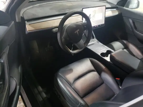 5YJYGAEE4MF286600 2021 TESLA MODEL Y - Image 8