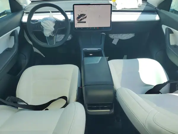 5YJYGAEE5MF138021 2021 TESLA MODEL Y - Image 8