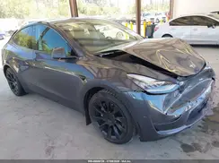 5YJYGAEE5MF158611 2021 TESLA MODEL Y