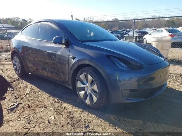 5YJYGAEE5MF179653 2021 TESLA MODEL Y - Image 1