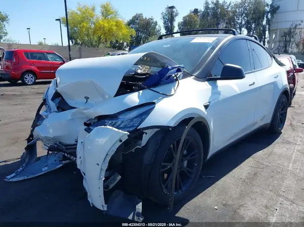 5YJYGAEE5MF189275 2021 TESLA MODEL Y - Image 2