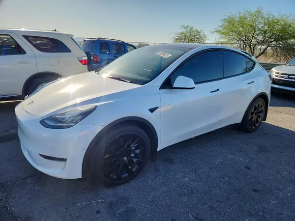 5YJYGAEE5MF194475 2021 TESLA MODEL Y - Image 1
