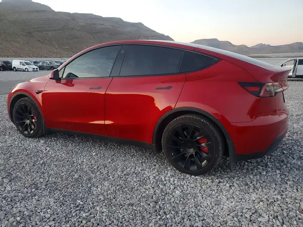 5YJYGAEE5MF205278 2021 TESLA MODEL Y - Image 2