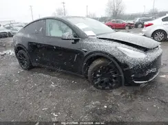 5YJYGAEE5MF228673 2021 TESLA MODEL Y