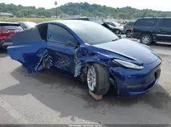 5YJYGAEE5MF232691 2021 TESLA MODEL Y