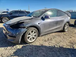 5YJYGAEE5MF235591 2021 TESLA MODEL Y