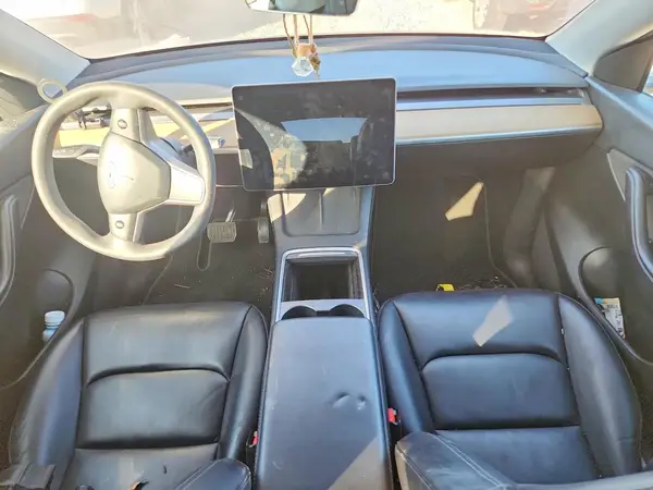 5YJYGAEE5MF235591 2021 TESLA MODEL Y - Image 8
