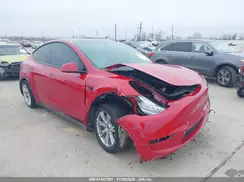 5YJYGAEE5MF294074 2021 TESLA MODEL Y