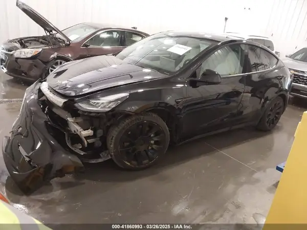 5YJYGAEE5MF305655 2021 TESLA MODEL Y - Image 2