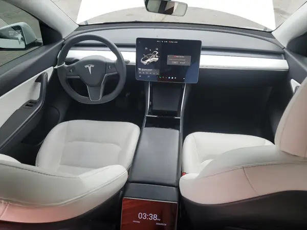 5YJYGAEE6MF116044 2021 TESLA MODEL Y - Image 8