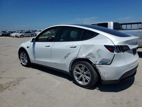 5YJYGAEE6MF116092 2021 TESLA MODEL Y - Image 2