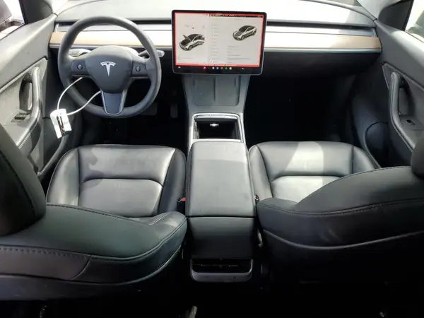 5YJYGAEE6MF131398 2021 TESLA MODEL Y - Image 8