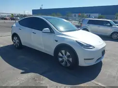 5YJYGAEE6MF149934 2021 TESLA MODEL Y