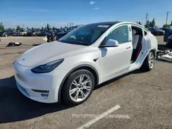 5YJYGAEE6MF195389 2021 TESLA MODEL Y