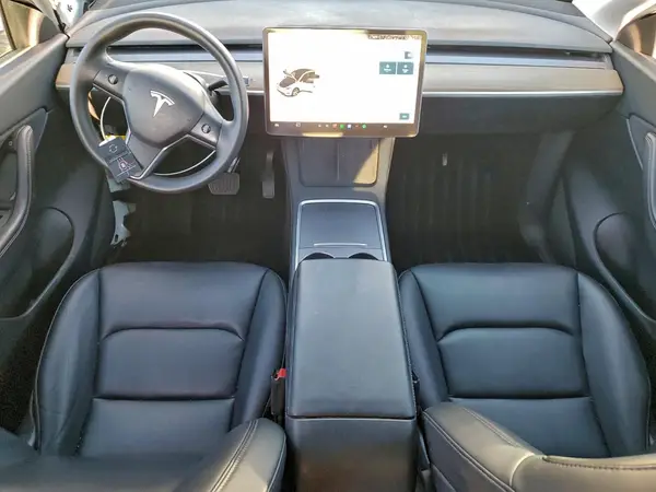 5YJYGAEE6MF196235 2021 TESLA MODEL Y - Image 8