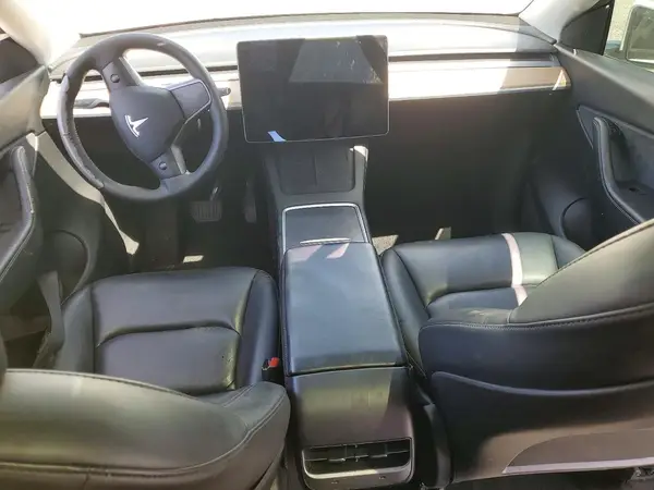 5YJYGAEE6MF223028 2021 TESLA MODEL Y - Image 8