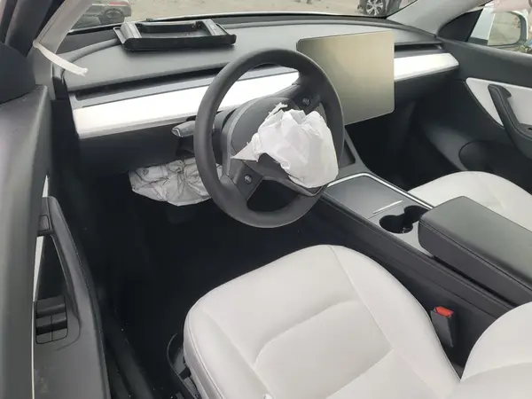 5YJYGAEE6MF229119 2021 TESLA MODEL Y - Image 8
