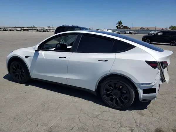 5YJYGAEE6MF230805 2021 TESLA MODEL Y - Image 2