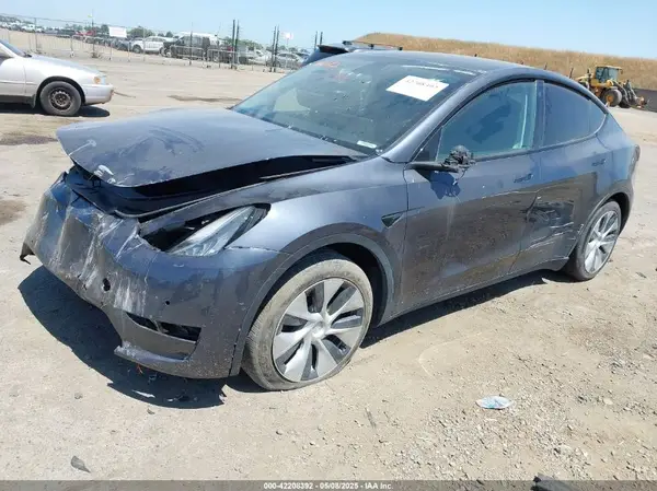 5YJYGAEE6MF275436 2021 TESLA MODEL Y - Image 2