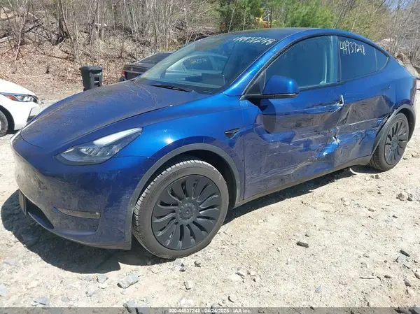 5YJYGAEE6MF298151 2021 TESLA MODEL Y - Image 2