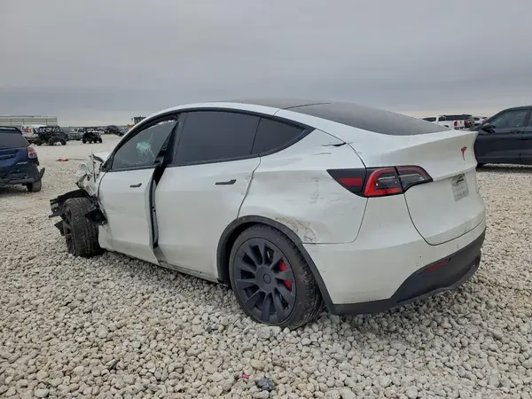 5YJYGAEE7MF122144 2021 TESLA MODEL Y - Image 2
