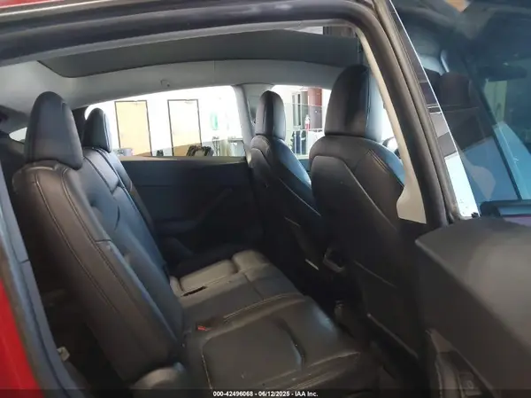 5YJYGAEE7MF125853 2021 TESLA MODEL Y - Image 8