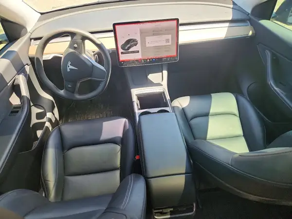 5YJYGAEE7MF136626 2021 TESLA MODEL Y - Image 8