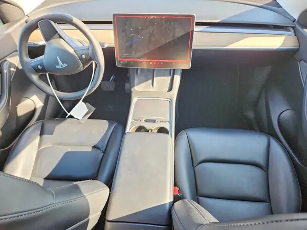 5YJYGAEE7MF143821 2021 TESLA MODEL Y - Image 8