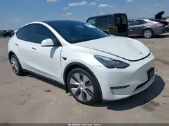 5YJYGAEE7MF179038 2021 TESLA MODEL Y