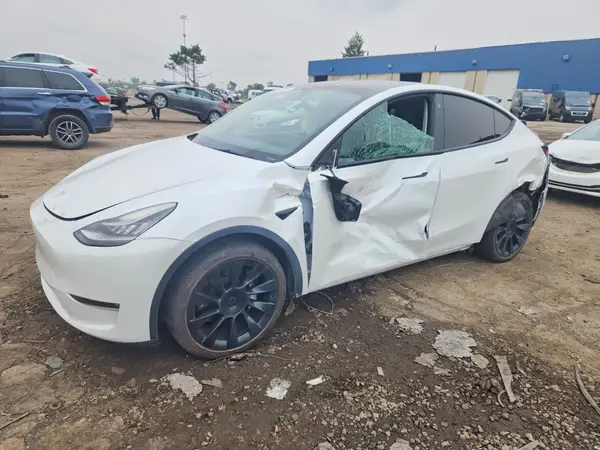 5YJYGAEE7MF186376 2021 TESLA MODEL Y - Image 1