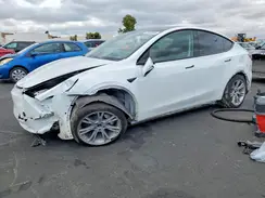 5YJYGAEE7MF214144 2021 TESLA MODEL Y