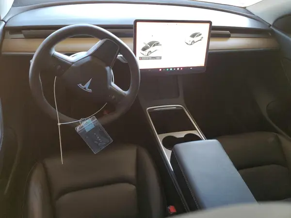 5YJYGAEE7MF244311 2021 TESLA MODEL Y - Image 8