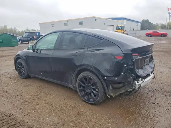 5YJYGAEE7MF258628 2021 TESLA MODEL Y - Image 2