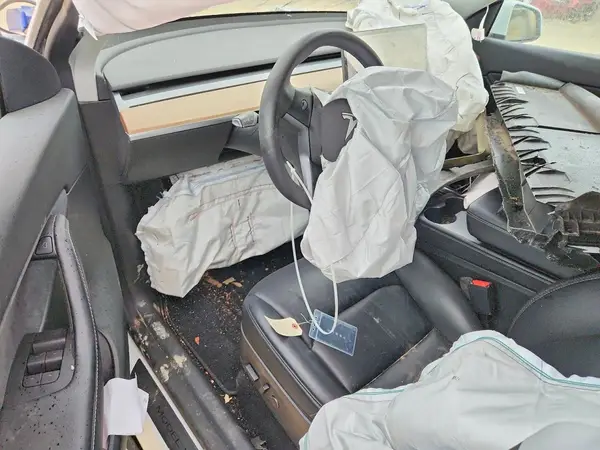 5YJYGAEE7MF300702 2021 TESLA MODEL Y - Image 8