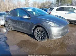 5YJYGAEE8MF136599 2021 TESLA MODEL Y