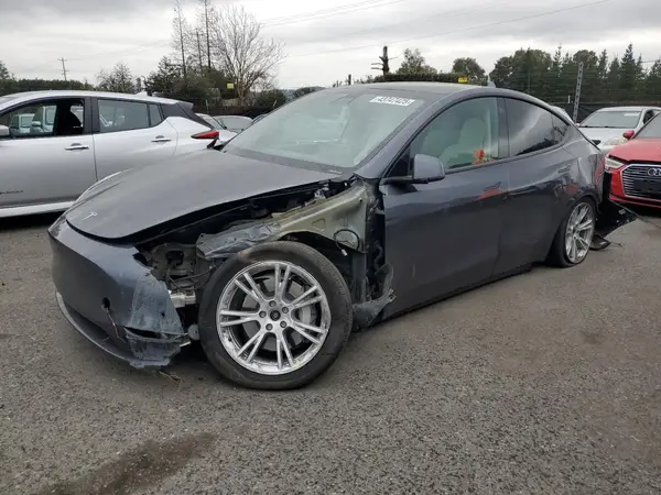 5YJYGAEE8MF138434 2021 TESLA MODEL Y - Image 1