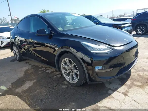 5YJYGAEE8MF149921 2021 TESLA MODEL Y - Image 1