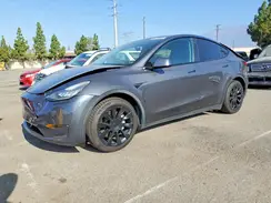 5YJYGAEE8MF180229 2021 TESLA MODEL Y