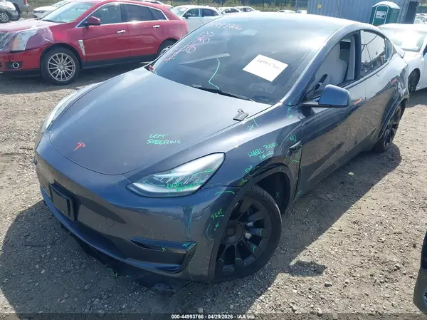5YJYGAEE8MF183552 2021 TESLA MODEL Y - Image 2