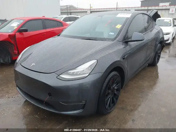 5YJYGAEE8MF186967 2021 TESLA MODEL Y - Image 2