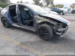 5YJYGAEE8MF192669 2021 TESLA MODEL Y