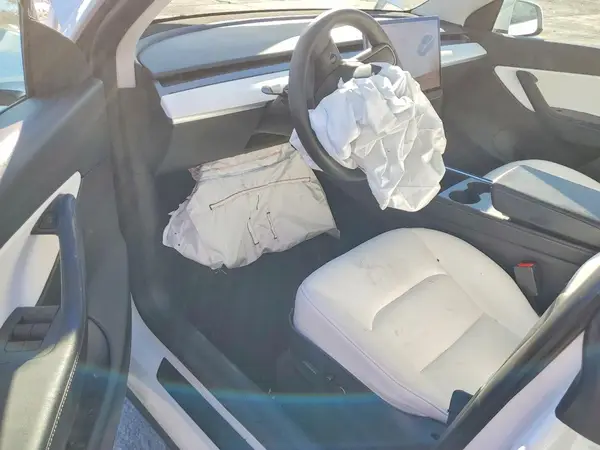 5YJYGAEE8MF212709 2021 TESLA MODEL Y - Image 8
