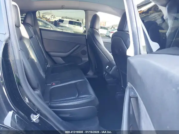 5YJYGAEE8MF213455 2021 TESLA MODEL Y - Image 8