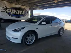 5YJYGAEE8MF252014 2021 TESLA MODEL Y