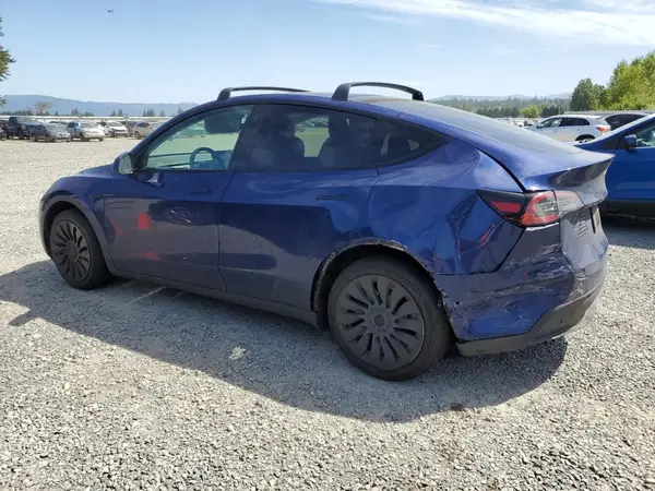 5YJYGAEE8MF257424 2021 TESLA MODEL Y - Image 2