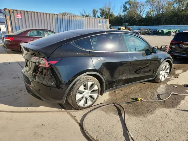 2021 TESLA MODEL Y COPART lot 82397235 auction photo 3