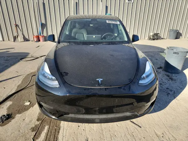 2021 TESLA MODEL Y COPART lot 82397235 auction photo 5